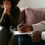 Mis primeros pasos en la psicoterapia: qué esperar y cuándo asistir